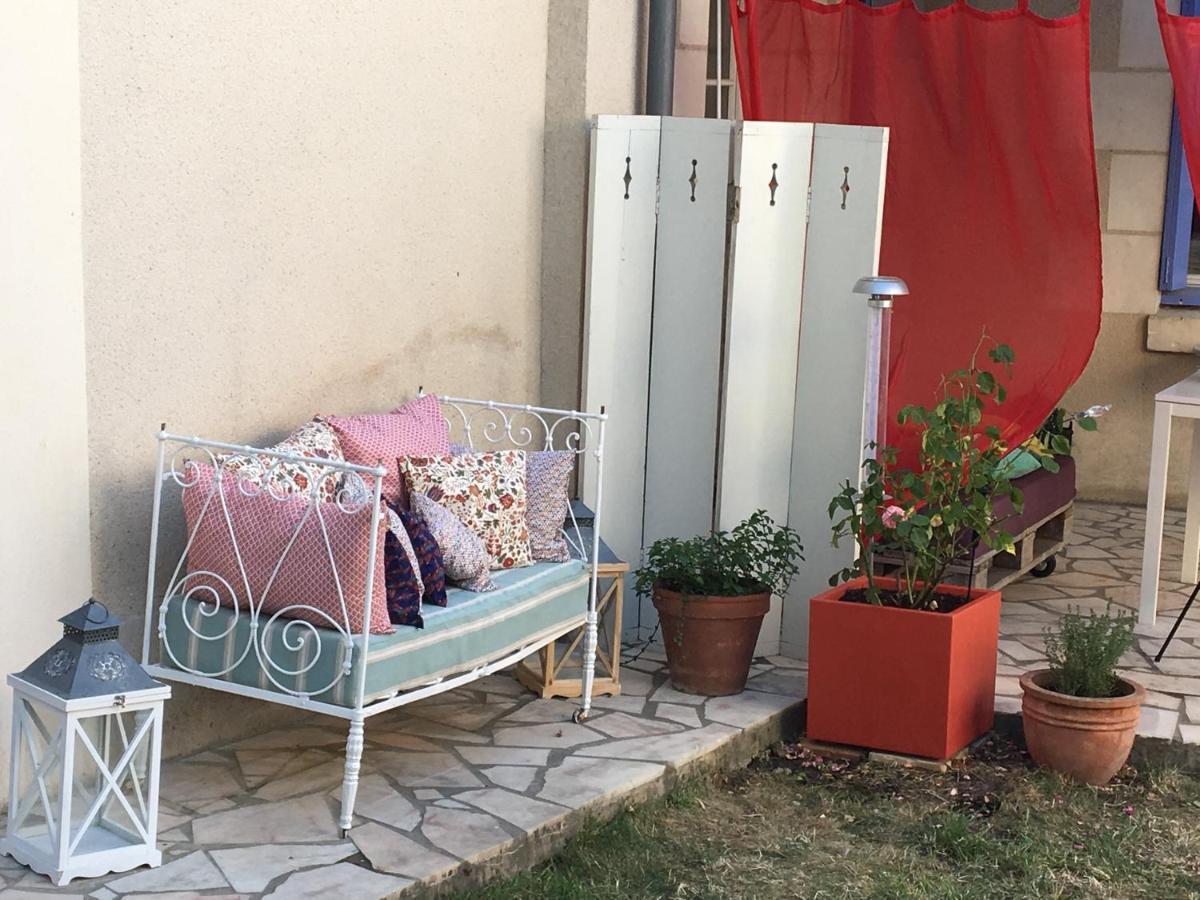 Les 3 Echoppes Bed & Breakfast Charge Bagian luar foto