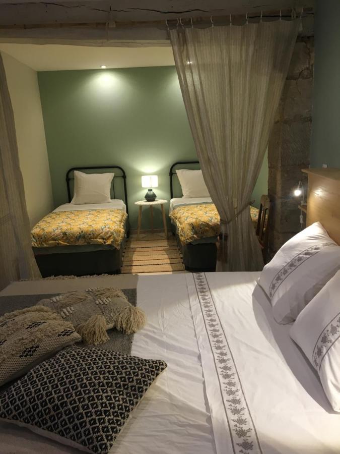 Les 3 Echoppes Bed & Breakfast Charge Bagian luar foto