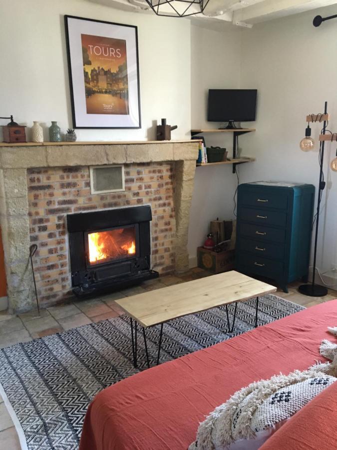 Les 3 Echoppes Bed & Breakfast Charge Bagian luar foto